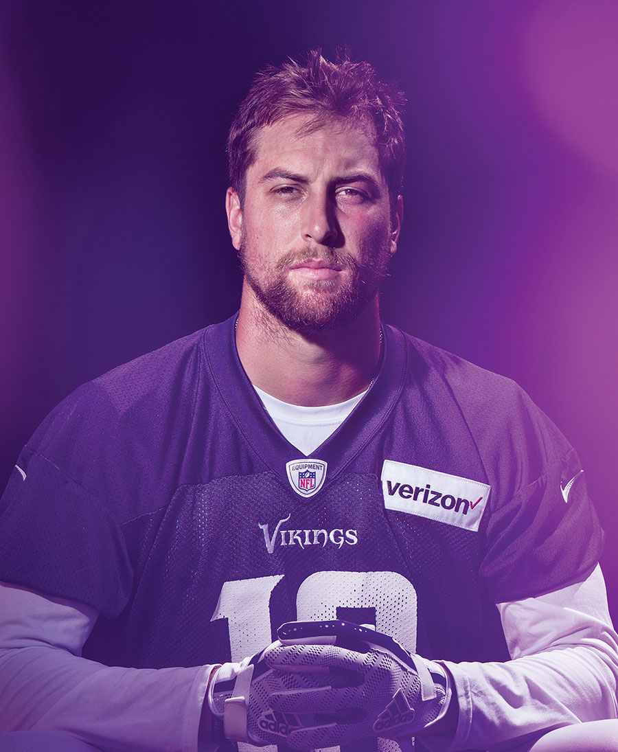 Who did the Vikings give Adam Thielen's No. 19 jersey to?