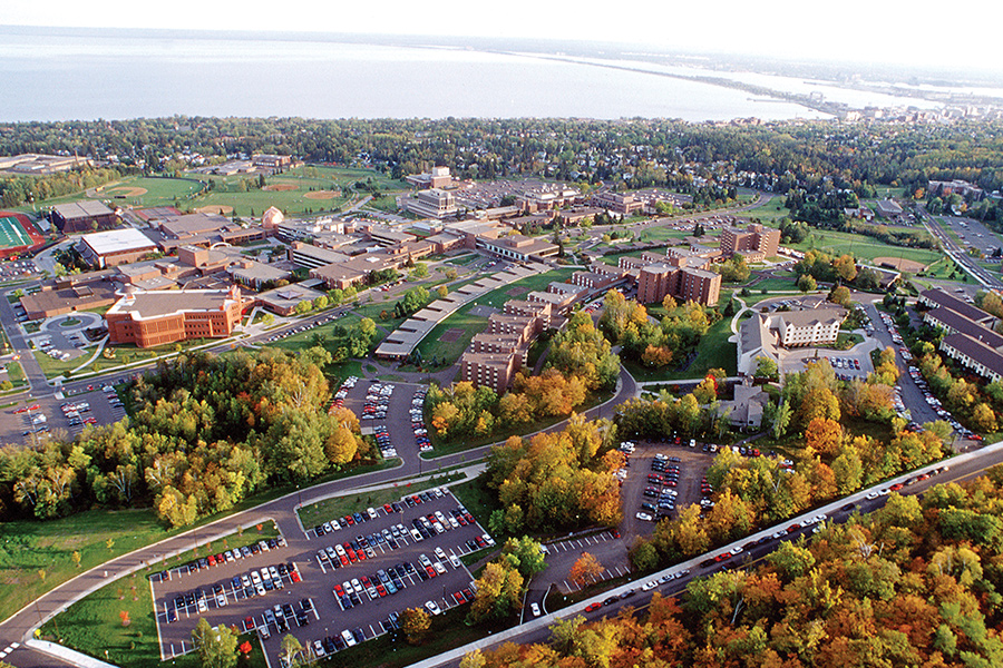 An aerial shot of the University of Minnesota Duluth campus.