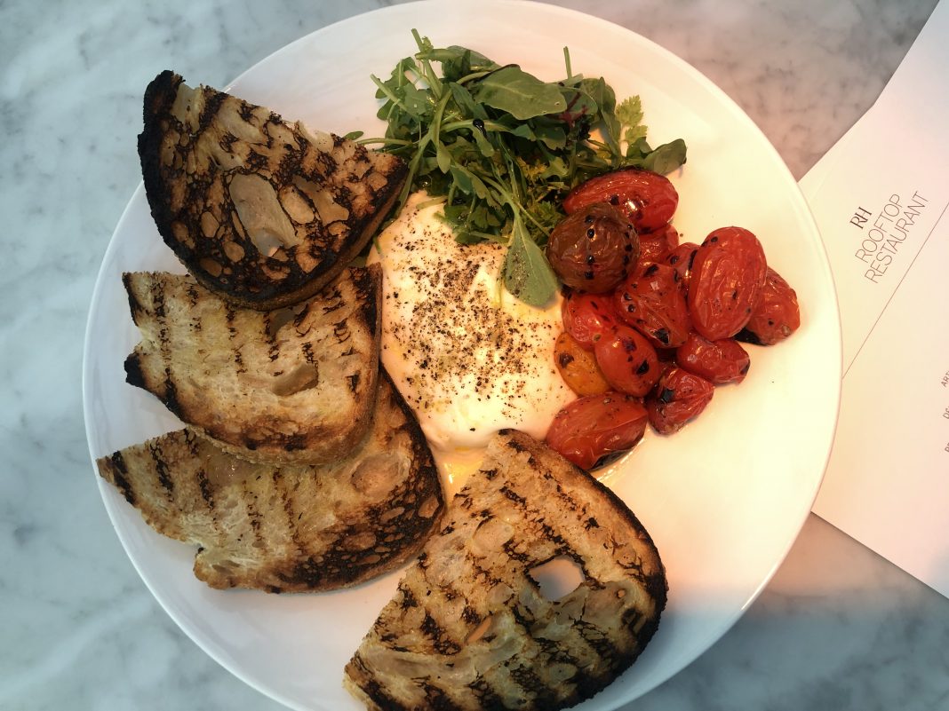 Burrata with tomatoes and sourdough toasts