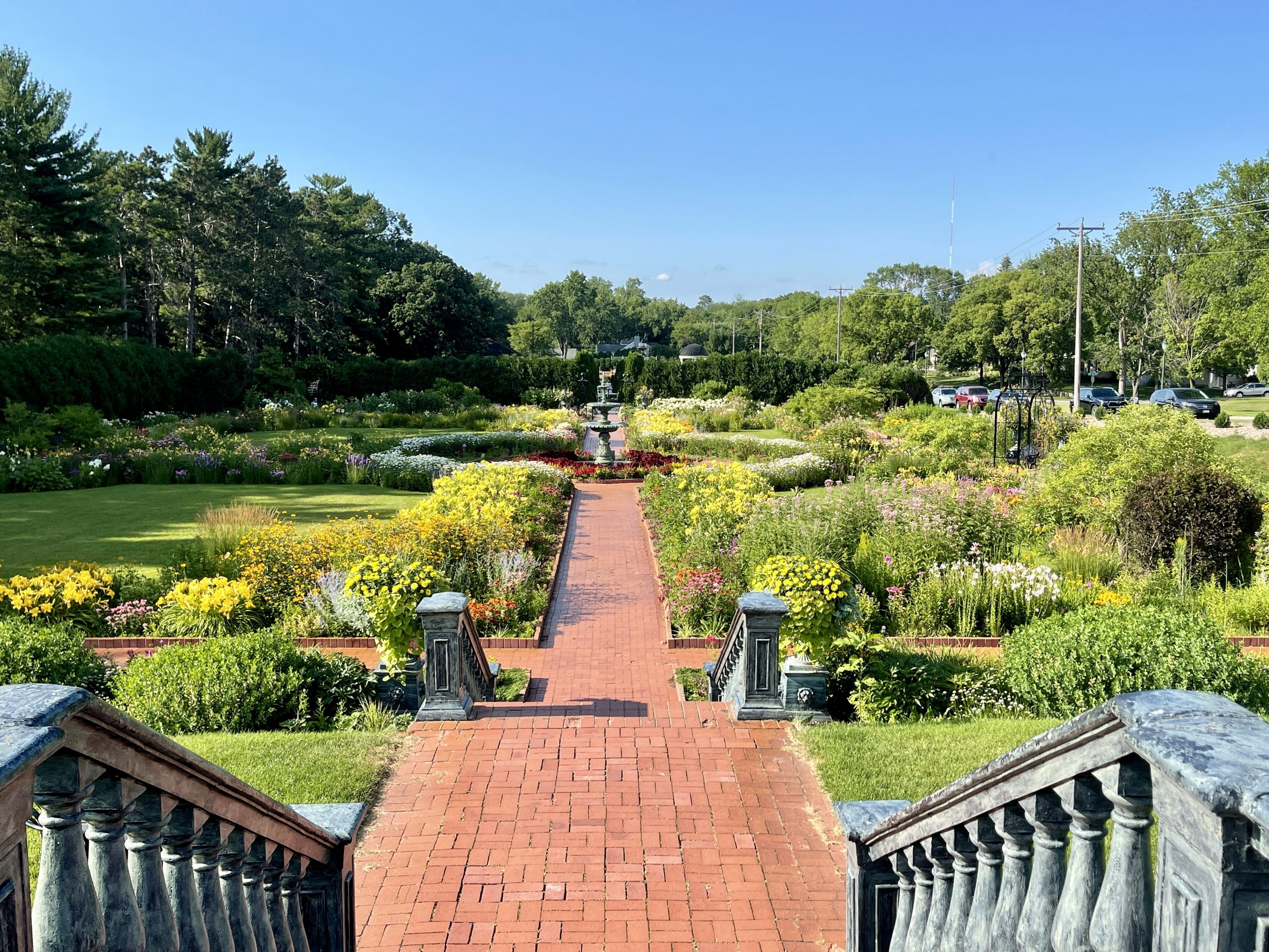 Munsinger Clemens Gardens