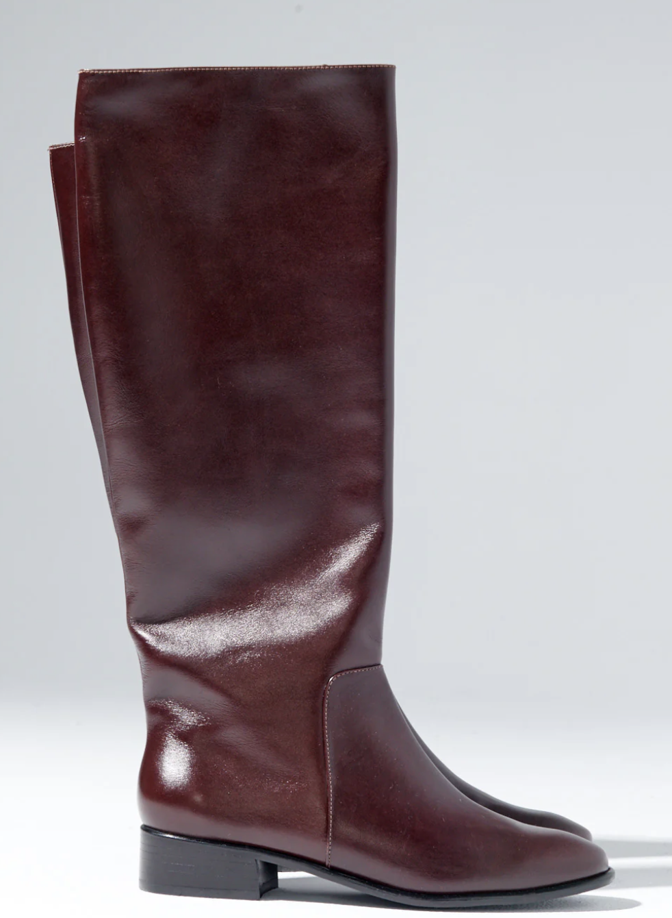 Tall Thora Boot from Idun local fashion gift guide