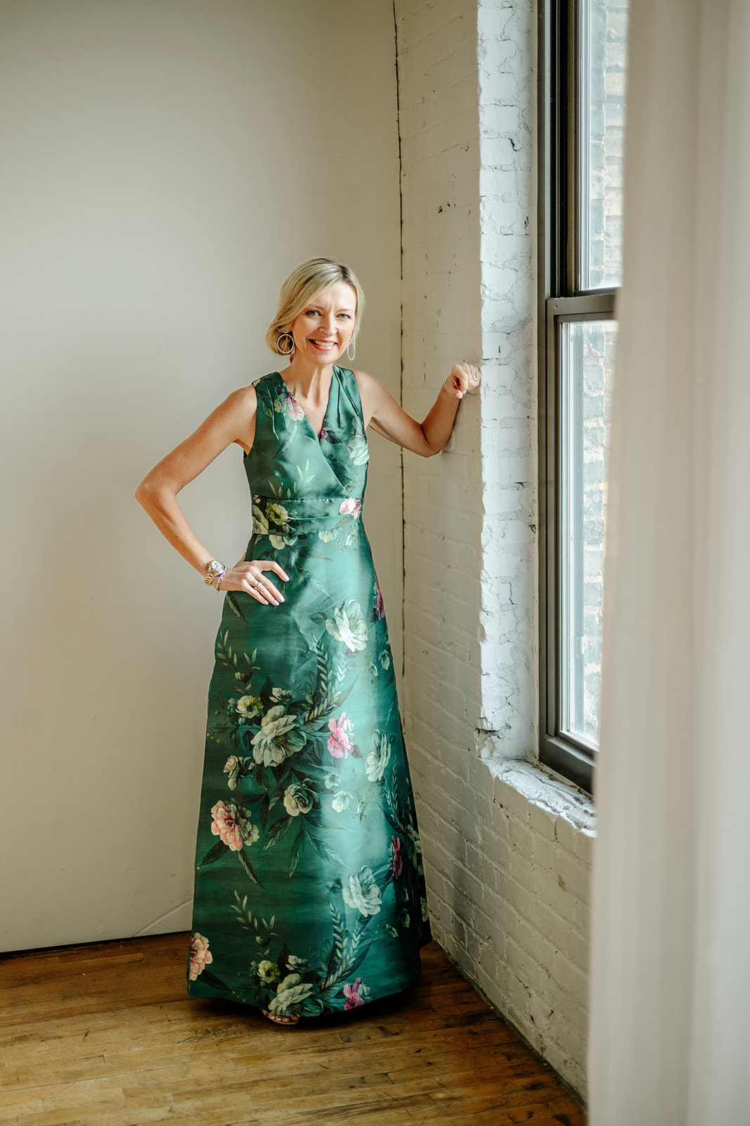 2026 MOB Kate models a Kay Unger gown